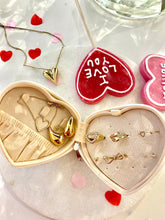 Load image into Gallery viewer, Heart Shaped Beige - Jewelry Box
