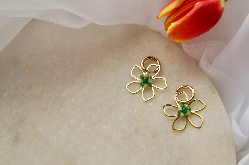 Green Pearly Flower - Earrings