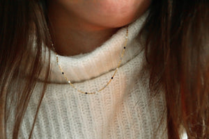 Black And White Dots - Necklace