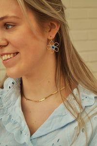 Blue Pearly Flower - Earrings