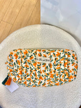 Load image into Gallery viewer, Fleur - Toiletry Bag
