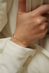 Jenna Pearls 2 - Bracelet