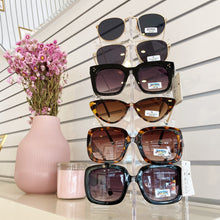 Load image into Gallery viewer, Brown Odette - Sunglasses
