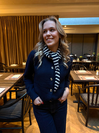 Blue Julia - Gilet + Scarf