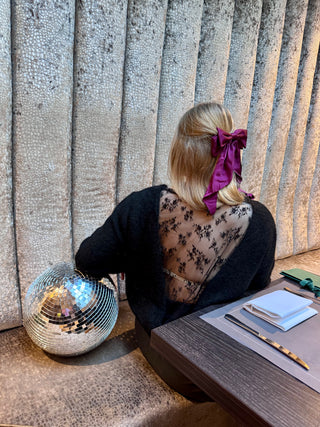 Black Lily Lace - Pull