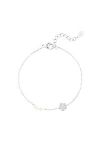 Silver Flower Pearls - Bracelet