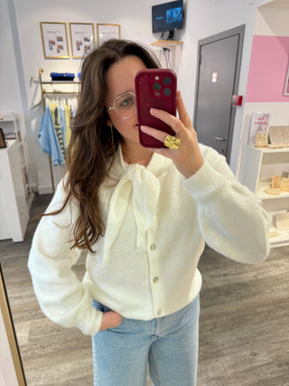 White Louise - Gilet & scarf