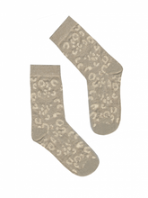 Load image into Gallery viewer, Beige Leopard Glitter - Socks
