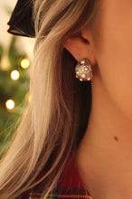 Load image into Gallery viewer, Silver Pearly Hoop - Earrings
