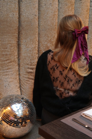 Black Lily Lace - Pull