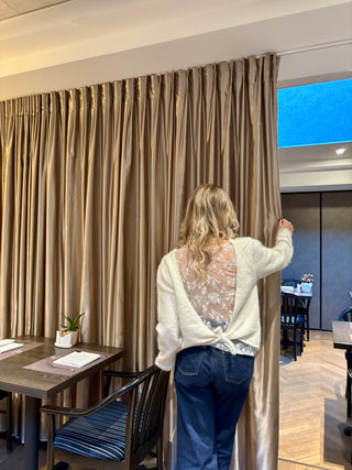 White Lily Lace - Pull