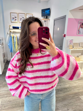 Pink Spring Stripes - Pull
