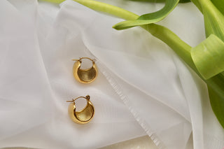Ona Hoops - Earrings