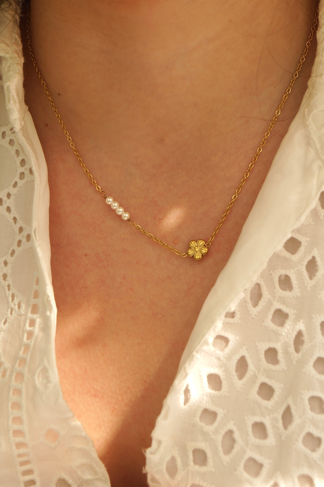 Flower Pearls - Necklace