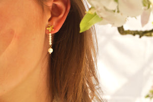 Flower Pearls - Earrings