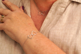 Silver Connected Hearts - Bracelet