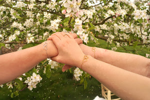 Silver Connected Hearts - Bracelet