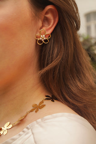 Pearly Flowery - Earrings