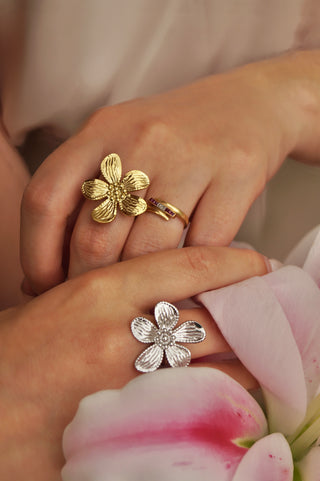 Silver Flower - Ring