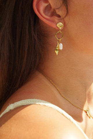 Beachy Pearls - Earrings