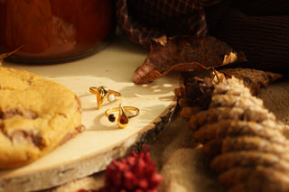 White Dot & Teardrop - Ring