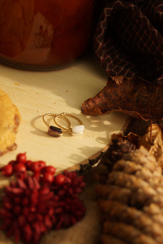 White Drizzle Square - Ring