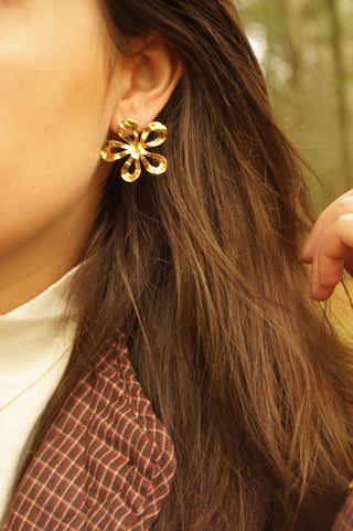 Curvy Flowers - Earrings