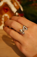 Load image into Gallery viewer, Silver Reindeer Bow - Ring
