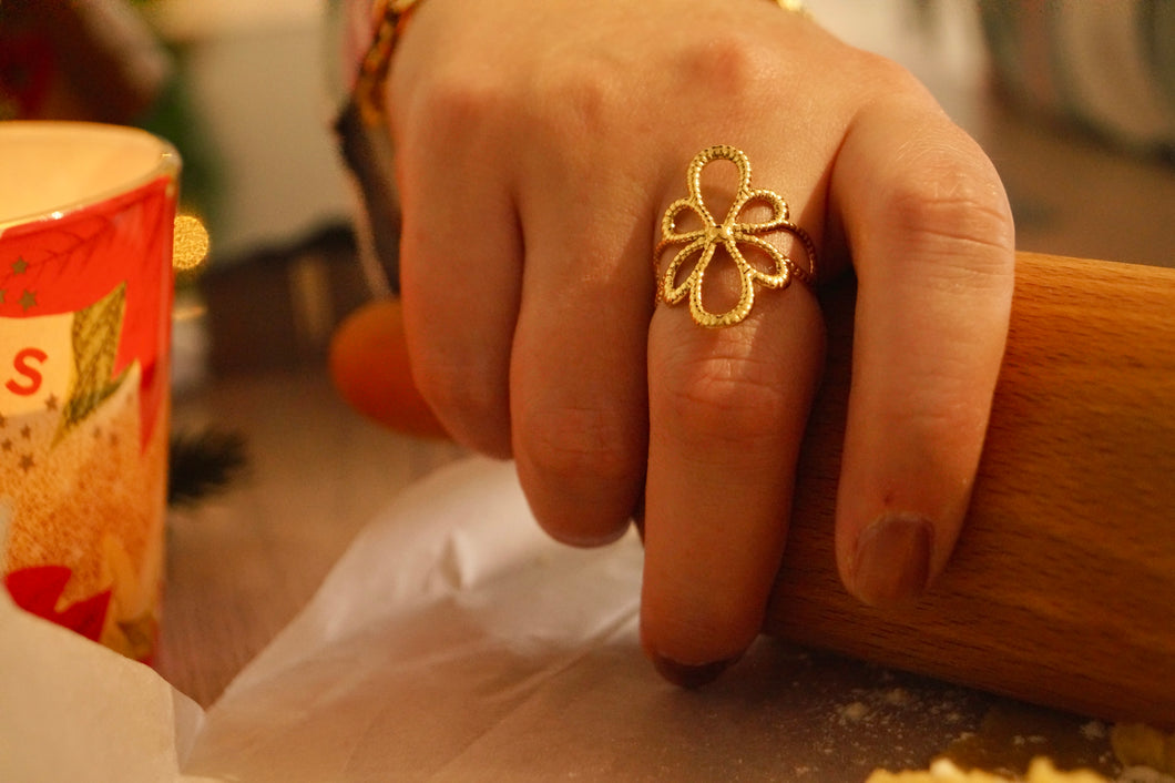 Majestic Open Flower - Ring