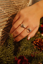 Load image into Gallery viewer, Silver Chunky Heart - Ring
