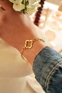 Silver Chunky Chained Clover - Bracelet