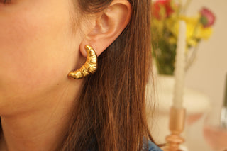 The Croissant - Earrings