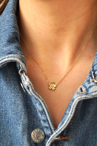 Pearly Flower - Necklace
