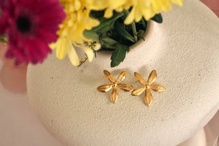 Lenthe Flowers - Earrings
