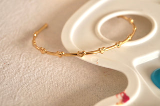 Cute Hearts Bangle - Bracelet