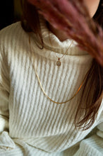 Load image into Gallery viewer, White Marmer Treasure- Necklace
