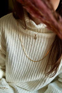 Longer Fine Snakie Skin - Necklace