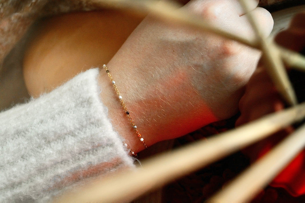 Black And White Dots - Bracelet