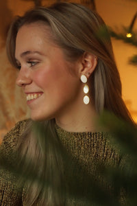 White Elisabeth - Earrings