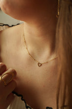 Load image into Gallery viewer, Fine Heart 1 - Necklace
