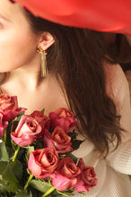 Load image into Gallery viewer, Valentine Flowers - Earrings
