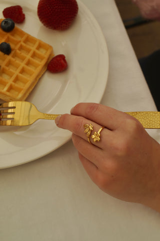 Flower Bee - Ring