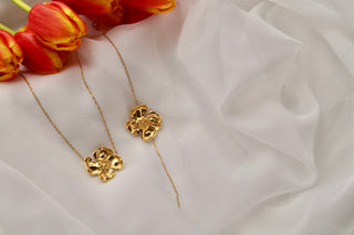 Amour Flower - Necklace