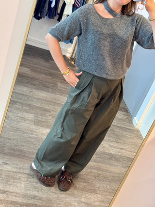 Grey Cut Out - Pull