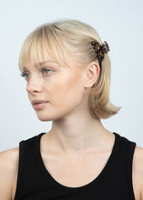 Load image into Gallery viewer, Brown Helle Leo Mini - Hairclip
