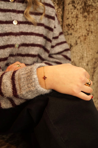 Red Diamond Flower - Bracelet