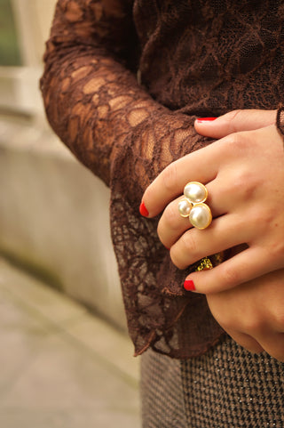 Three White Pearls - Ring