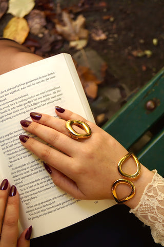 Double Open Ring Bangle - Bracelet