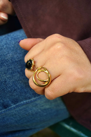 Intertwined Circles - Ring