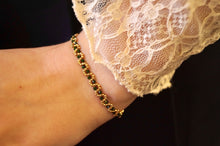 Load image into Gallery viewer, Green &amp; Gold Pearly Waves - Bracelet
